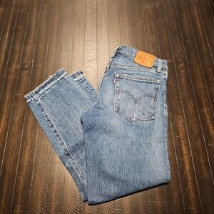 Levis Wedgie Jeans Womens 27x26 Blue Straight Leg Button Fly Medium Wash Premium